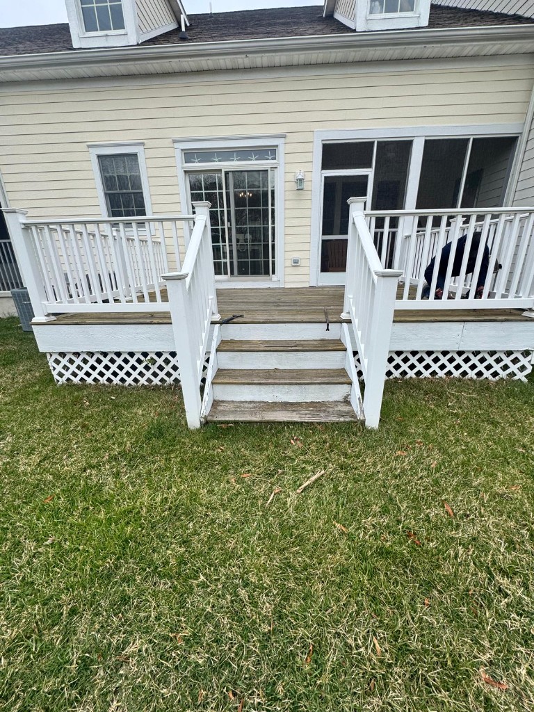 Composite deck project — photo 1