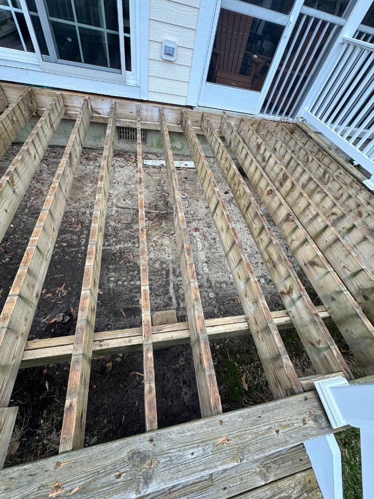 Composite deck project — photo 11